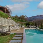 Il Poggio Del Castagno By Interhome Alpesi faház *