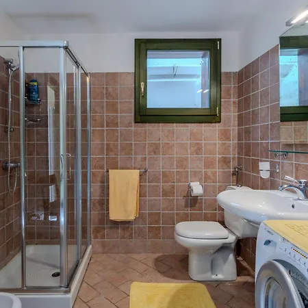 Il Poggio Del Castagno By Interhome