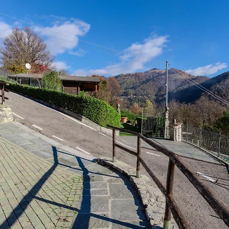 Il Poggio Del Castagno By Interhome